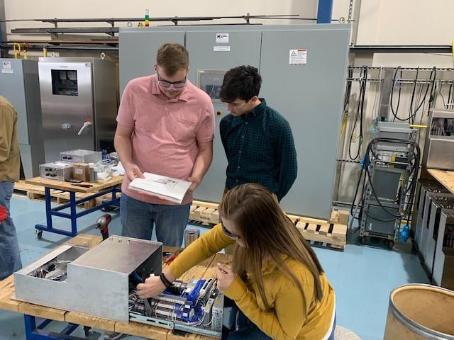 Interns 2022 - Shop 14